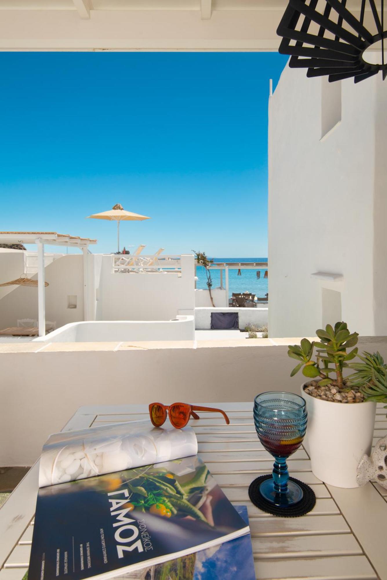 Miles Away Luxury Apartments Platis Gialos  Εξωτερικό φωτογραφία